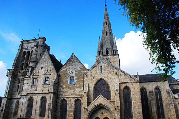 Basilique Notre-Dame de Bon-Secours